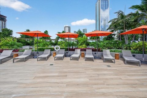 Copropriété à vendre à Miami, Floride: 1 chambre, 98.38 m2 № 1893351 - photo 6