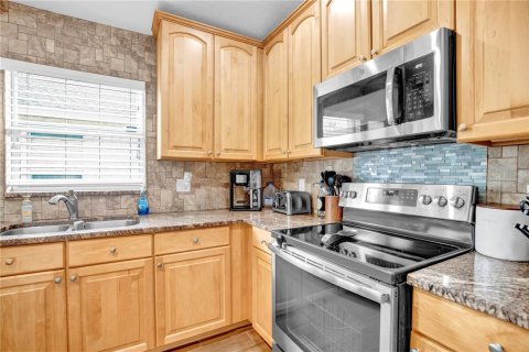 House in Oldsmar, Florida 3 bedrooms, 188.96 sq.m. № 1880729 - photo 29