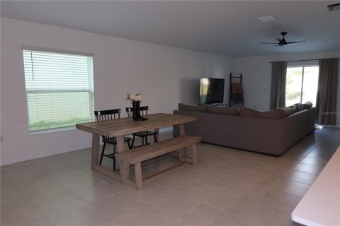 Villa ou maison à vendre à Groveland, Floride: 4 chambres, 168.8 m2 № 2105372 - photo 7