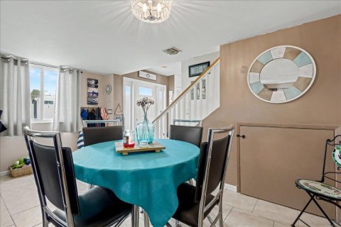 Touwnhouse à vendre à Jupiter, Floride: 2 chambres, 120.96 m2 № 2146216 - photo 6
