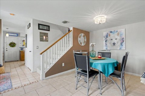 Touwnhouse à vendre à Jupiter, Floride: 2 chambres, 120.96 m2 № 2146216 - photo 5