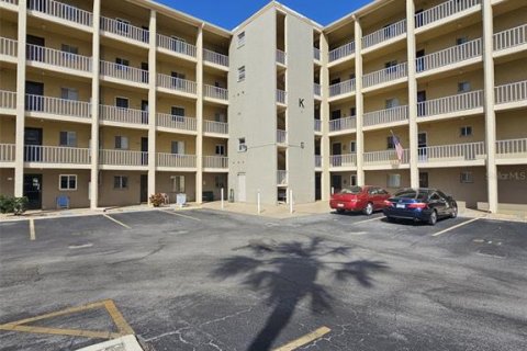 Condominio en venta en Bradenton, Florida, 2 dormitorios, 106.28 m2 № 1719522 - foto 3