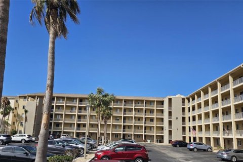 Condo in Bradenton, Florida, 2 bedrooms  № 1719522 - photo 1