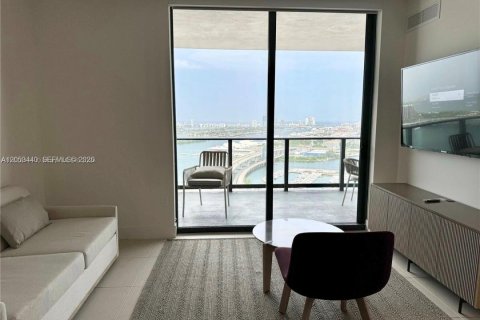 Купить кондоминиум в Майами, Флорида 3 спальни, 115.76м2, № 2150424 - фото 3