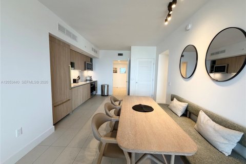 Condo in Miami, Florida, 3 bedrooms  № 2150424 - photo 7