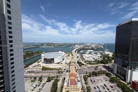 Condo in Miami, Florida, 3 bedrooms  № 2150424 - photo 15