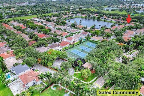 Casa en venta en Hollywood, Florida, 5 dormitorios, 269.04 m2 № 1817711 - foto 26