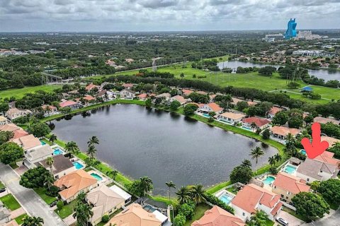 Casa en venta en Hollywood, Florida, 5 dormitorios, 269.04 m2 № 1817711 - foto 25