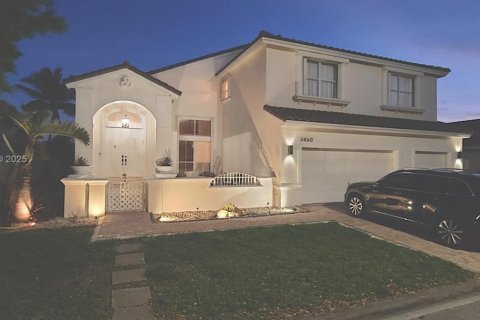 Casa en venta en Hollywood, Florida, 5 dormitorios, 269.04 m2 № 1817711 - foto 2