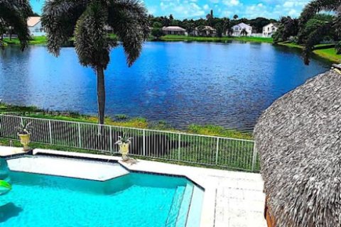 Casa en venta en Hollywood, Florida, 5 dormitorios, 269.04 m2 № 1817711 - foto 19