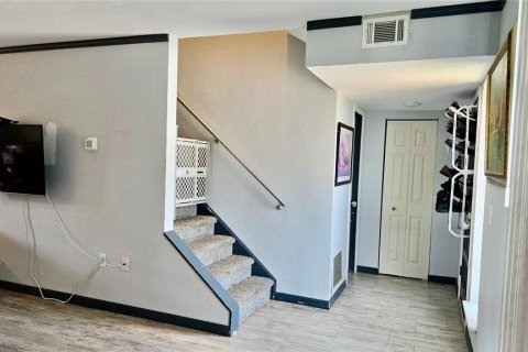 Adosado en venta en Lakeland, Florida, 3 dormitorios, 137.68 m2 № 1846982 - foto 4