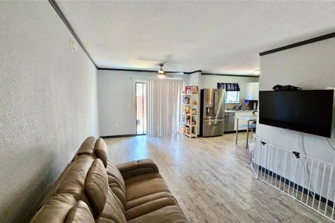 Adosado en venta en Lakeland, Florida, 3 dormitorios, 137.68 m2 № 1846982 - foto 6