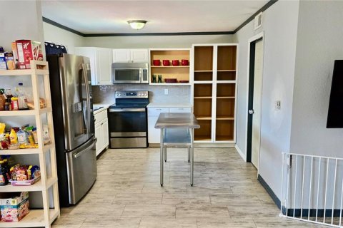 Touwnhouse à vendre à Lakeland, Floride: 3 chambres, 137.68 m2 № 1846982 - photo 9