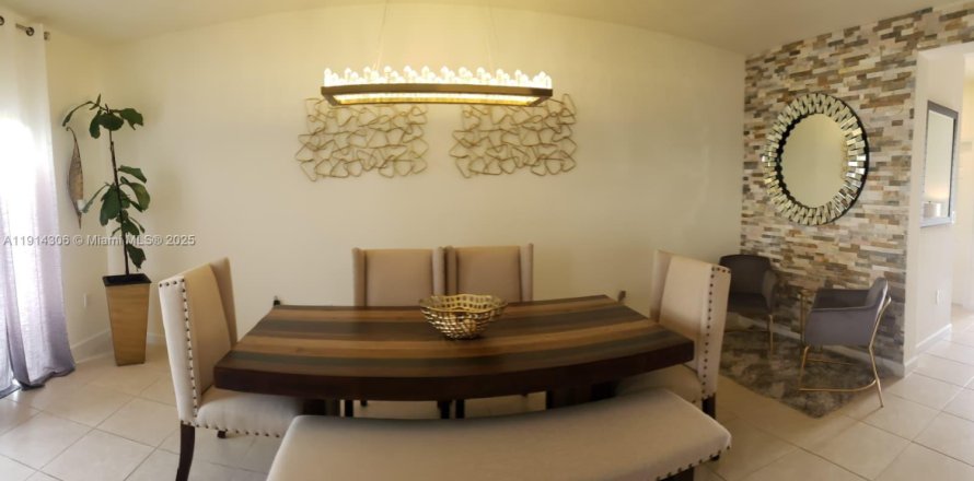 Casa en Hialeah, Florida 3 dormitorios, 137.77 m2 № 1969935