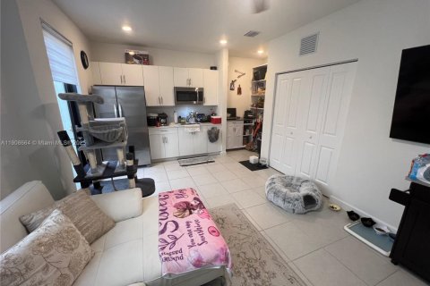 Apartment in Homestead, Florida 1 bedroom, 311.59 sq.m. № 1964459 - photo 4