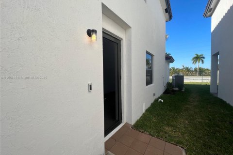 Apartment in Homestead, Florida 1 bedroom, 311.59 sq.m. № 1964459 - photo 5