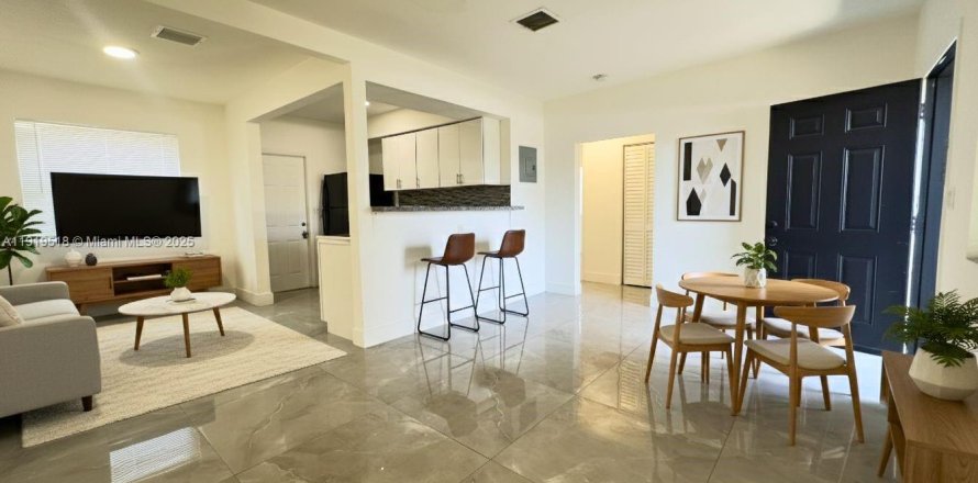 Дом в Майами-Бич, Флорида 2 спальни, 157.1м2 № 1974674