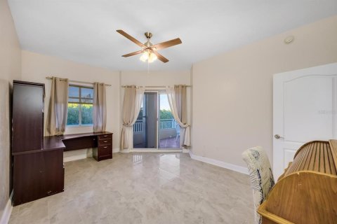 Copropriété à vendre à Saint Petersburg, Floride: 3 chambres, 203.18 m2 № 2403260 - photo 14