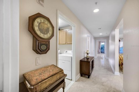 Copropriété à vendre à Saint Petersburg, Floride: 3 chambres, 203.18 m2 № 2403260 - photo 20