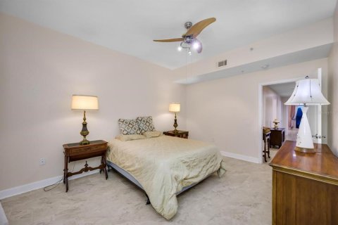 Copropriété à vendre à Saint Petersburg, Floride: 3 chambres, 203.18 m2 № 2403260 - photo 18