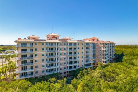 Copropriété à vendre à Saint Petersburg, Floride: 3 chambres, 203.18 m2 № 2403260 - photo 5