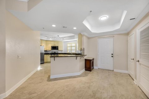 Copropriété à vendre à Saint Petersburg, Floride: 3 chambres, 203.18 m2 № 2403260 - photo 10