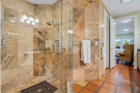 Townhouse in Wilton Manors, Florida 3 bedrooms, 214.98 sq.m. № 2089957 - photo 22