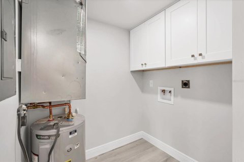 Condo in Fort Myers Beach, Florida, 2 bedrooms № 2103618 - photo 24