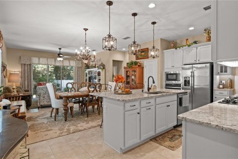 Villa ou maison à vendre à Kissimmee, Floride: 2 chambres, 144.65 m2 № 2416930 - photo 21