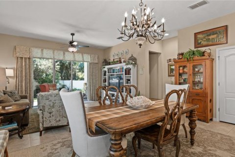 Villa ou maison à vendre à Kissimmee, Floride: 2 chambres, 144.65 m2 № 2416930 - photo 19