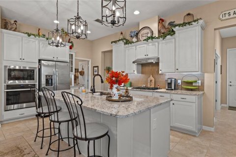 Villa ou maison à vendre à Kissimmee, Floride: 2 chambres, 144.65 m2 № 2416930 - photo 14