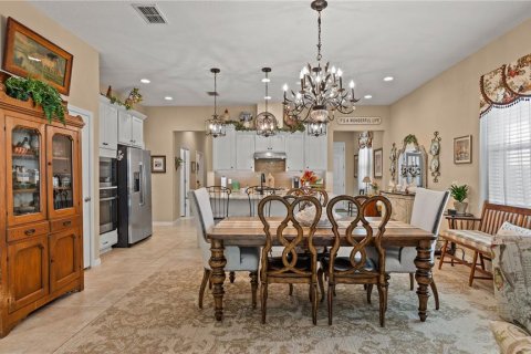 Villa ou maison à vendre à Kissimmee, Floride: 2 chambres, 144.65 m2 № 2416930 - photo 17