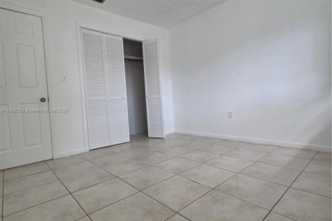 Снять в аренду виллу или дом в Майами, Флорида 3 спальни, 277.13м2, № 1954709 - фото 22