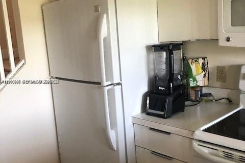 Купить кондоминиум в Корал-Спрингс, Флорида 2 спальни, 99.78м2, № 2009392 - фото 3