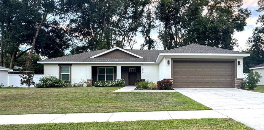 Villa ou maison à Ocala, Floride 3 chambres, 150.87 m2 № 1902804