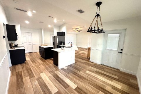 House in Ocala, Florida 3 bedrooms, 150.87 sq.m. № 1902804 - photo 7