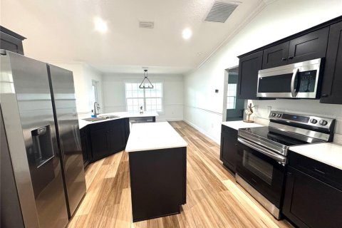 House in Ocala, Florida 3 bedrooms, 150.87 sq.m. № 1902804 - photo 6