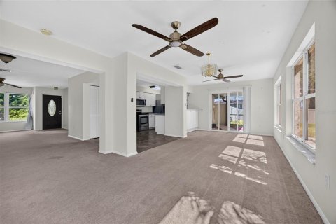 Villa ou maison à vendre à Punta Gorda, Floride: 2 chambres, 139.63 m2 № 2433784 - photo 8