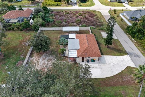 Villa ou maison à vendre à Punta Gorda, Floride: 2 chambres, 139.63 m2 № 2433784 - photo 29