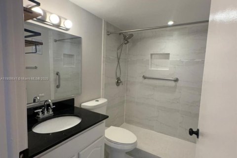 Copropriété à louer à Miami, Floride: 2 chambres, 100.33 m2 № 1964607 - photo 6