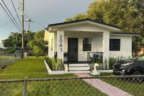 Propiedad comercial en venta en Miami, Florida, 118.54 m2 № 2153990 - foto 5