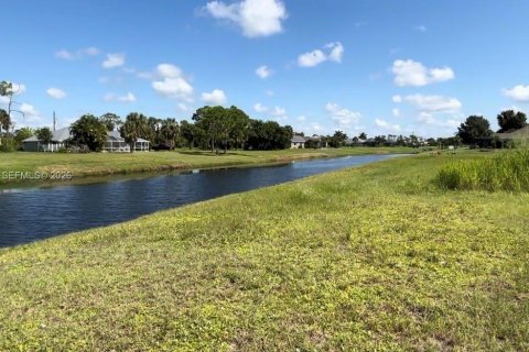 Terreno en venta en Port Charlotte, Florida № 2152850 - foto 5