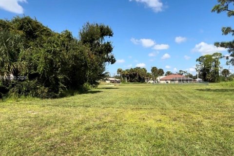 Terreno en venta en Port Charlotte, Florida № 2152850 - foto 3