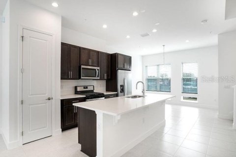 Adosado en alquiler en Orlando, Florida, 3 dormitorios, 168.62 m2 № 1810047 - foto 15