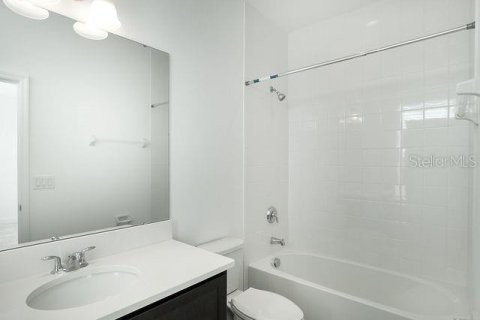 Adosado en alquiler en Orlando, Florida, 3 dormitorios, 168.62 m2 № 1810047 - foto 8