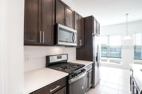 Adosado en alquiler en Orlando, Florida, 3 dormitorios, 168.62 m2 № 1810047 - foto 14