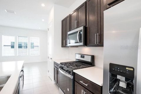 Adosado en alquiler en Orlando, Florida, 3 dormitorios, 168.62 m2 № 1810047 - foto 11