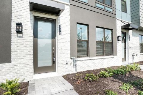 Adosado en alquiler en Orlando, Florida, 3 dormitorios, 168.62 m2 № 1810047 - foto 4