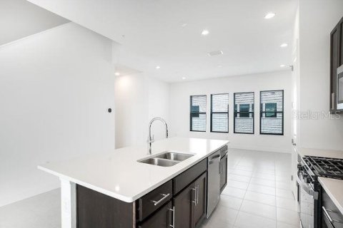 Adosado en alquiler en Orlando, Florida, 3 dormitorios, 168.62 m2 № 1810047 - foto 12