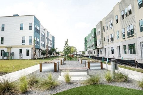 Adosado en alquiler en Orlando, Florida, 3 dormitorios, 168.62 m2 № 1810047 - foto 2